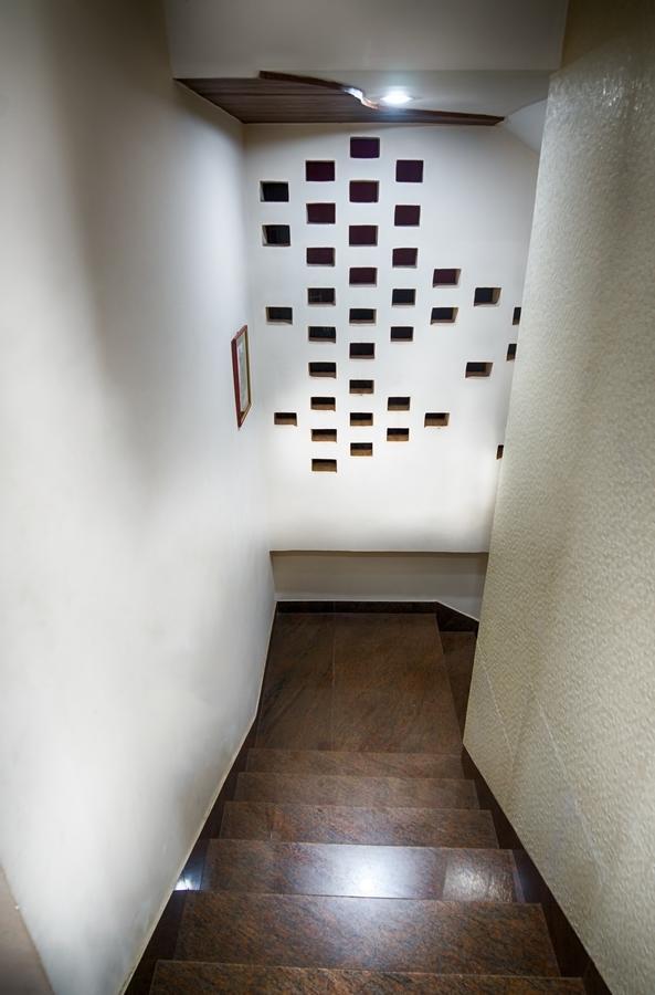 The Oval Hotel Kolkata
